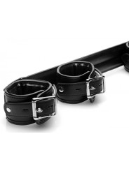 Spreader Bar With Cuffs