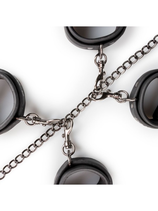 Fetish set met halsband, enkelboeien en handboeien