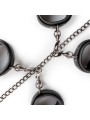 Fetish set met halsband, enkelboeien en handboeien